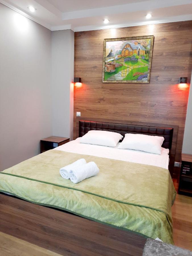 Apartamento Исы Байзакова 133 Pavlodar Exterior foto